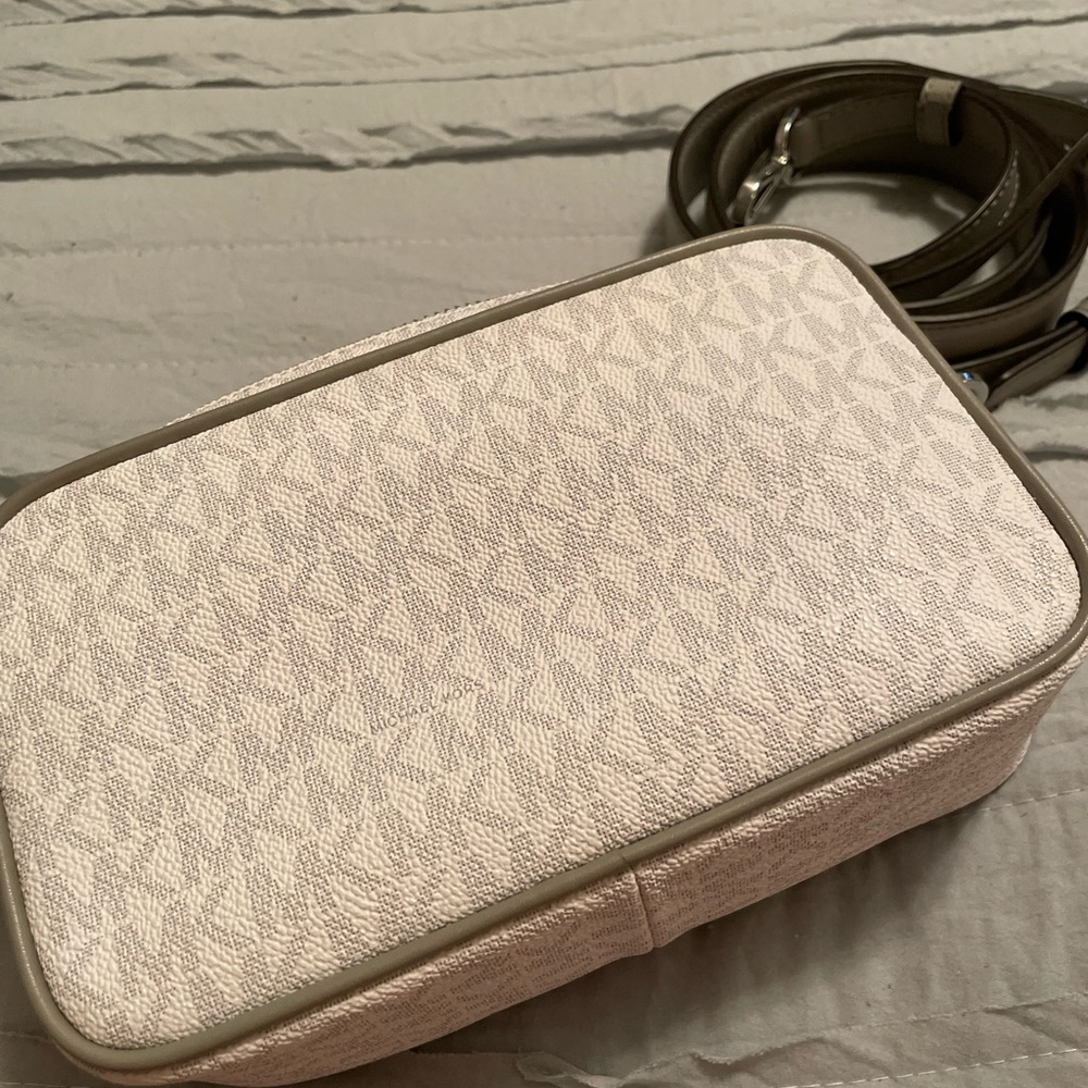 Authentic Michael Kors - image 3